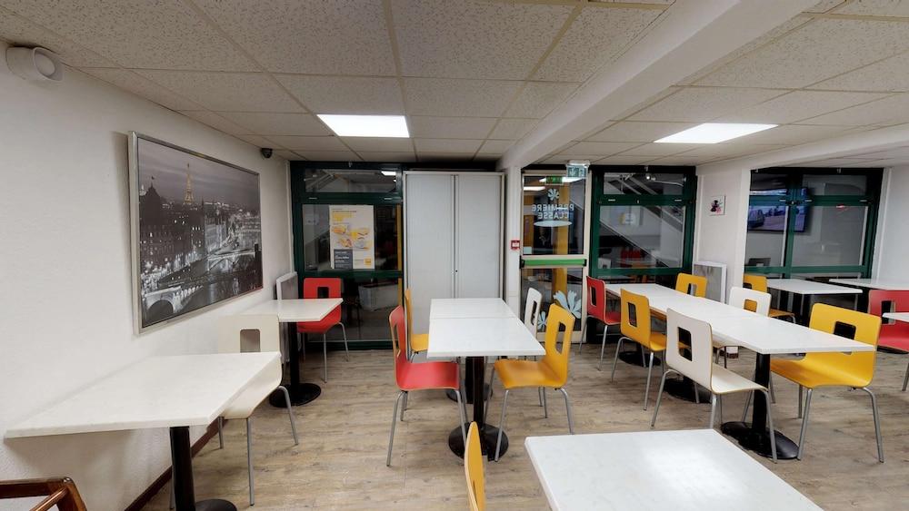 Premiere Classe Fontenay Tresigny Exterior foto