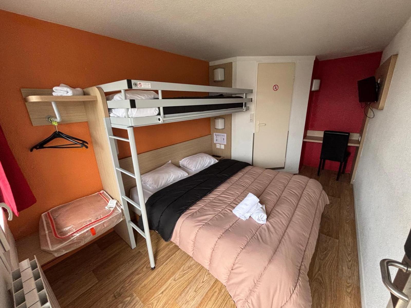 Premiere Classe Fontenay Tresigny Exterior foto