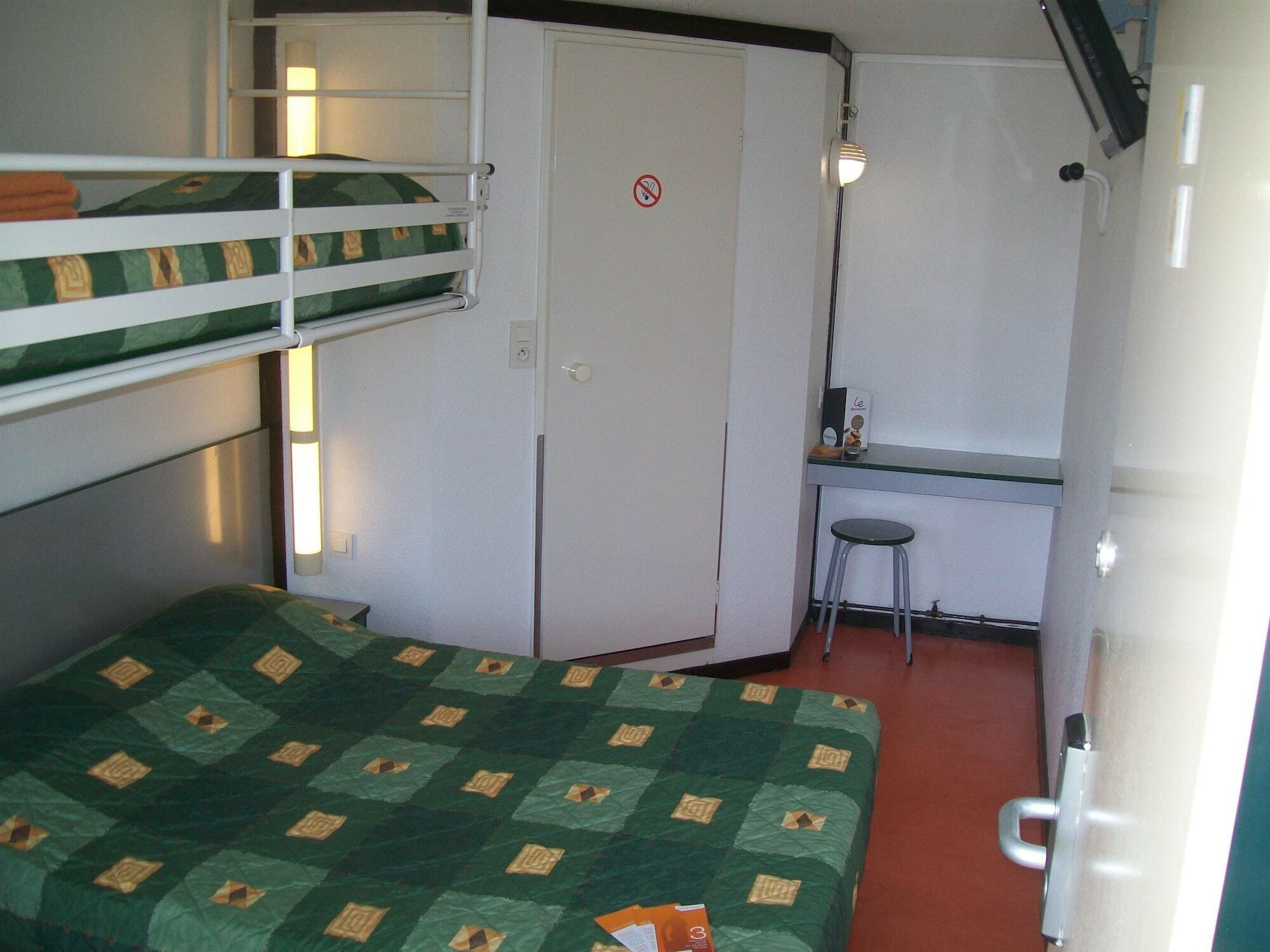 Premiere Classe Fontenay Tresigny Exterior foto